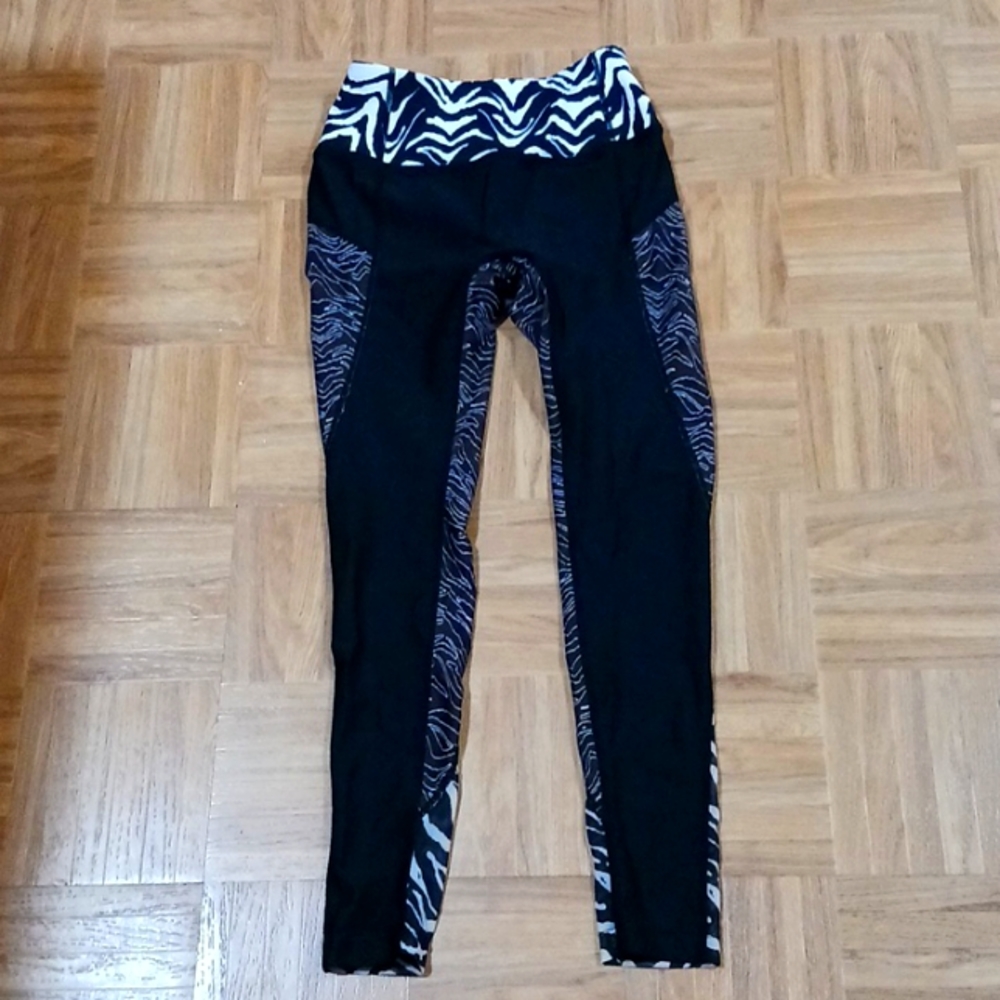 Prismsport Multicolored Color Block Multiprinted Leggings